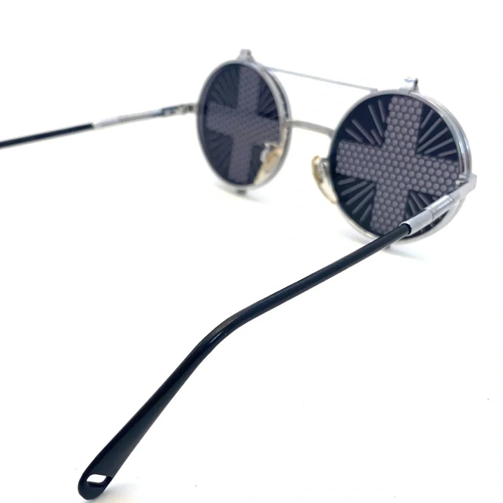 Hi-Tek Designs of London brand hi